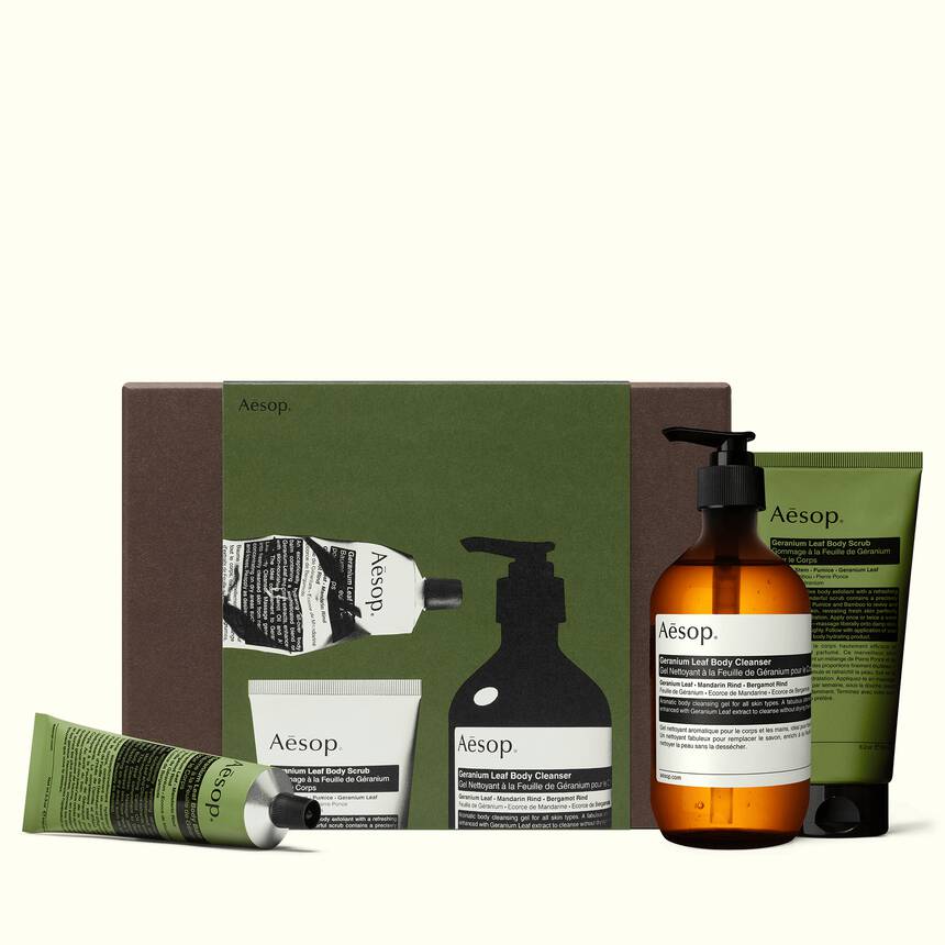 Party in the Greenhouse—A Geranium Leaf Trio – Aesop