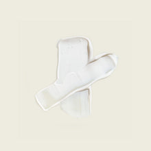 Load image into Gallery viewer, Primrose Facial Hydrating Cream 120mL
